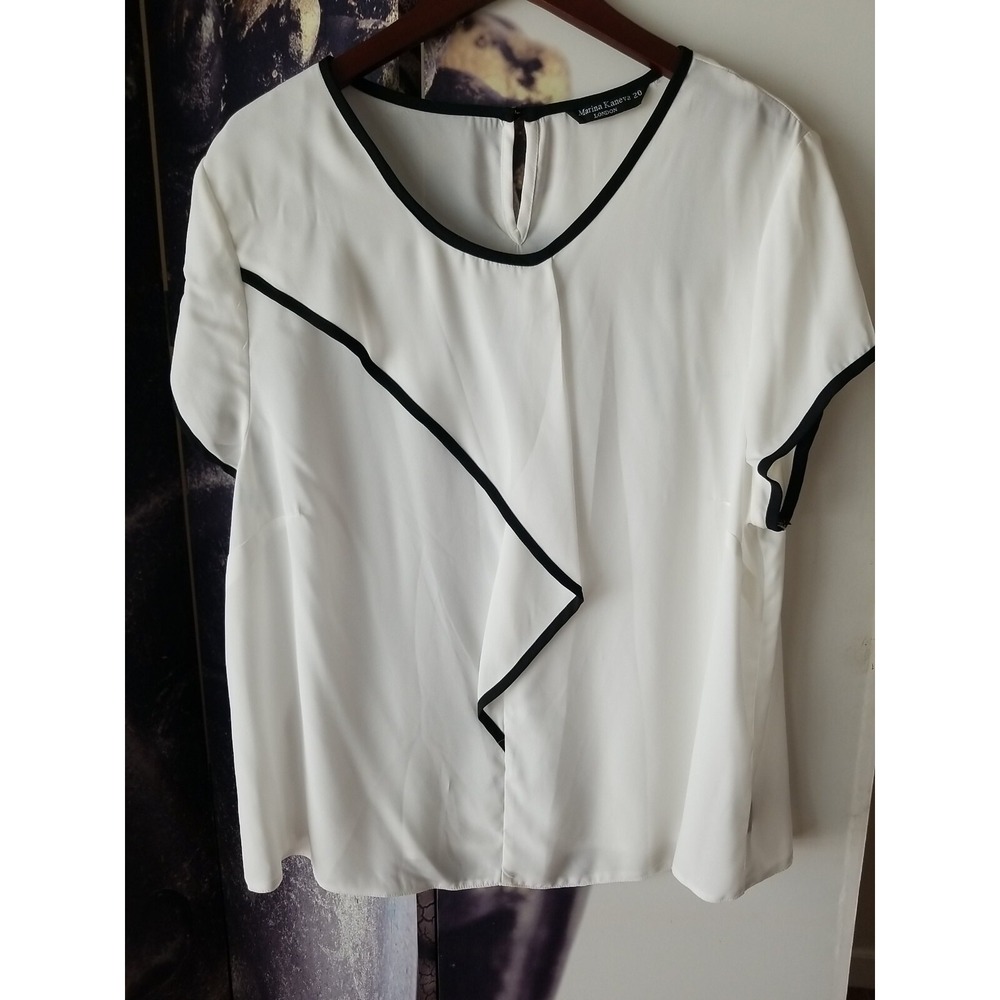 MARINA KANEVA LONDON Women's Short Sleeve White w/ Black Trim Pullover Blouse 20